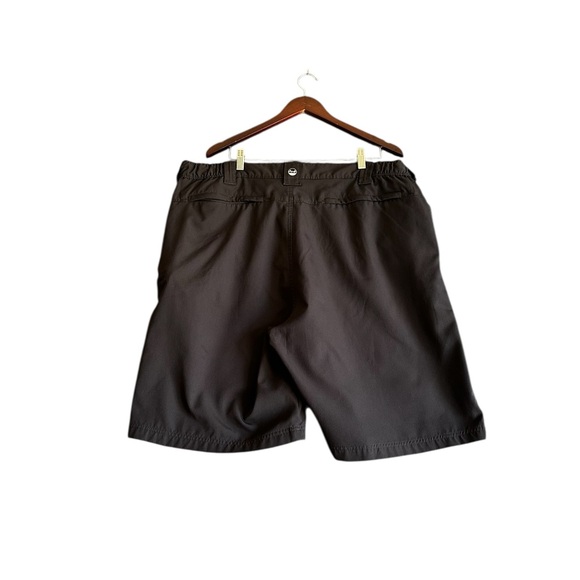 Wrangler Black Cargo Shorts Athletic Style - Picture 3 of 16